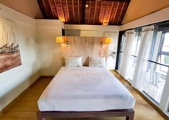 ホリデーパーク Puri Darma Agung 4*